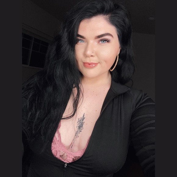 sleevednicole
